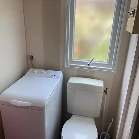 Mobil Dans Le 4 étoiles Le Montourey Camping