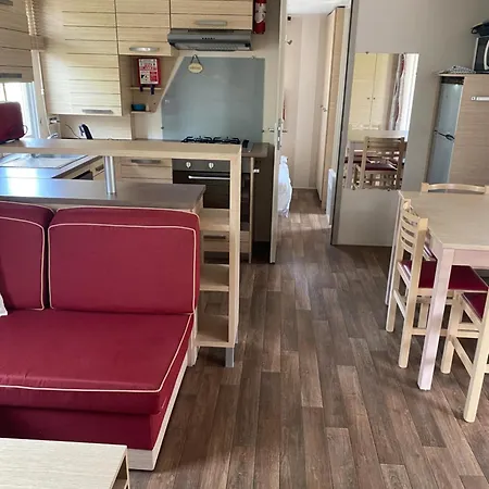 Campingplatz Mobil Dans Le 4 Etoiles Le Montourey *